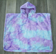 Load image into Gallery viewer, PONCHO - RECTANGULAR STYLE - MINKY  - Choose Your Fabrics