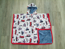 Load image into Gallery viewer, PONCHO - RECTANGULAR STYLE - MINKY  - Choose Your Fabrics