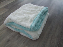 Load image into Gallery viewer, WEIGHTED BLANKET - Luxe Minky-  Choose Your Weight, Size and Fabric