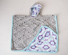 Load image into Gallery viewer, PONCHO - RECTANGULAR STYLE - MINKY  - Choose Your Fabrics