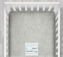 Load image into Gallery viewer, FITTED SHEETS - MINKY - Luxe, Prints, Dimple and Embossed- Crib to King Size